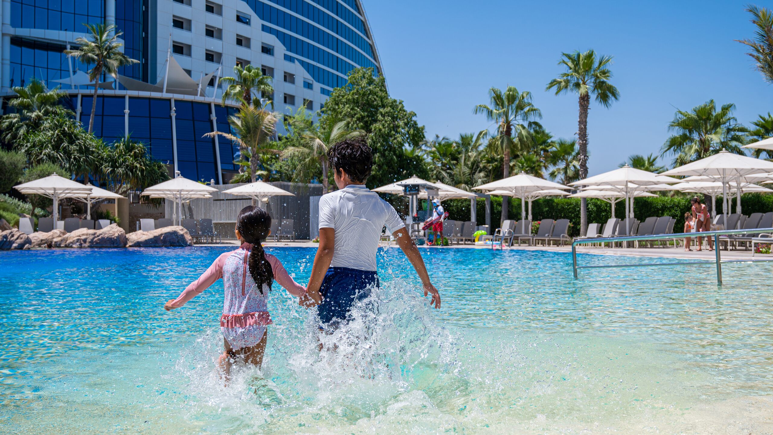 Official Gift Vouchers | Jumeirah Beach Hotel